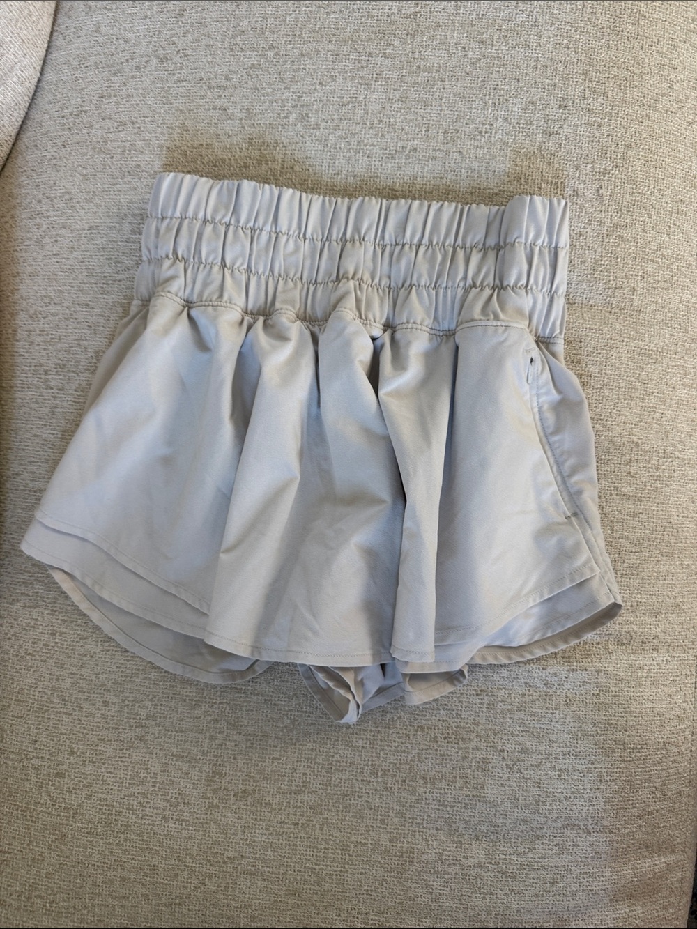 CRZ YOGA Light Gray Ruffled High-Waist Skort